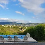 Alta Morada